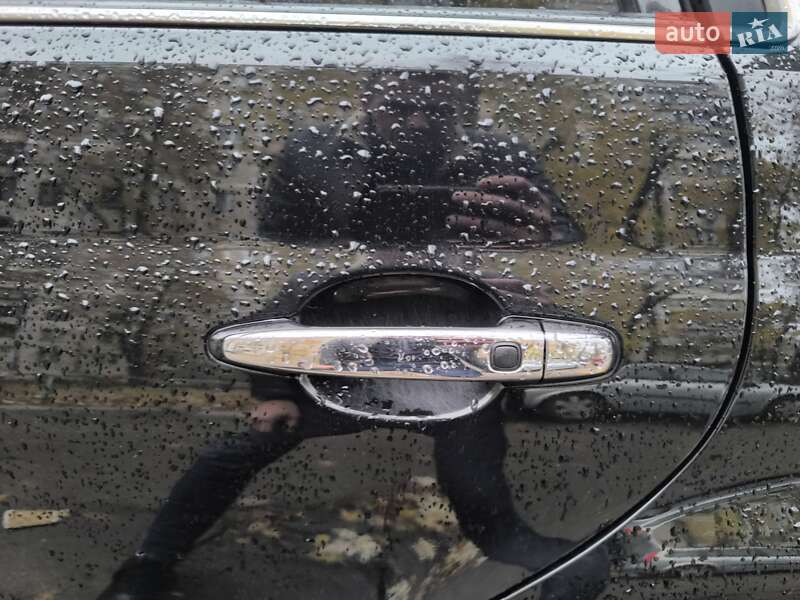 Седан Toyota Avalon 2008 в Киеве