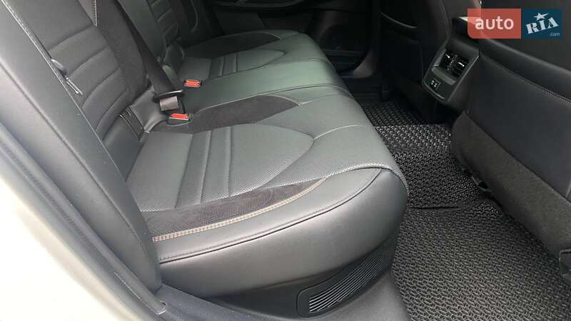 Седан Toyota Avalon 2022 в Виннице