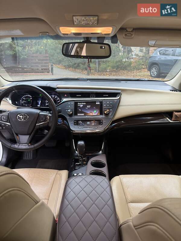 Седан Toyota Avalon 2013 в Одессе