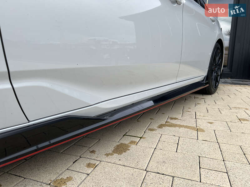 Седан Toyota Avalon 2020 в Львове фото 19 Седан Toyota Avalon 2020 в Львове