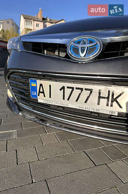 Седан Toyota Avalon 2015 в Луцке