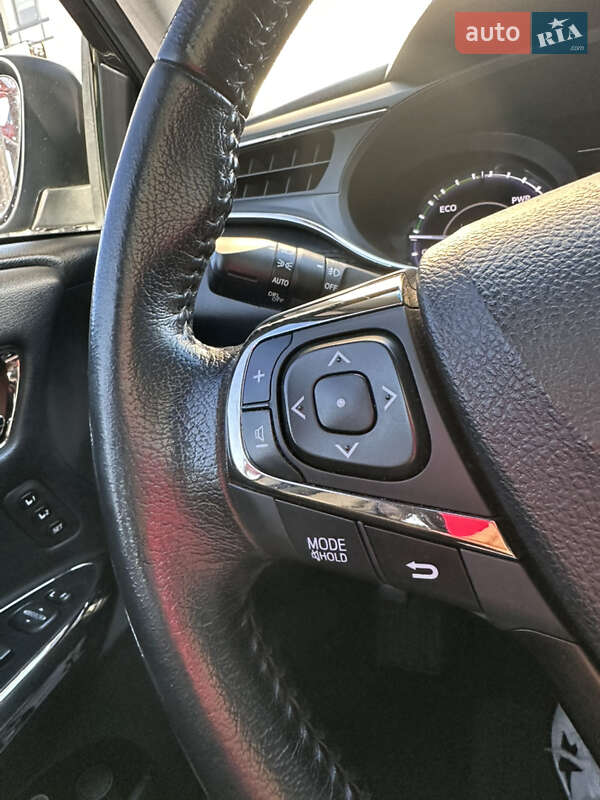 Седан Toyota Avalon 2015 в Луцке