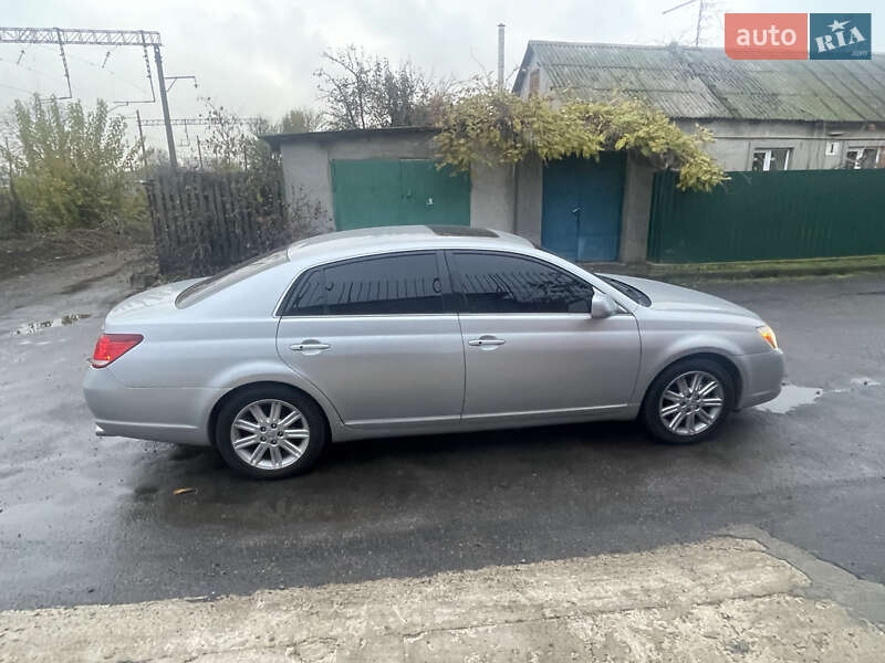 Седан Toyota Avalon 2006 в Одессе