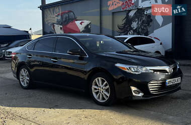 Седан Toyota Avalon 2013 в Житомирі