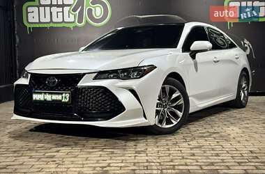 Седан Toyota Avalon 2018 в Одессе