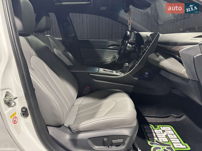 Седан Toyota Avalon 2018 в Одесі