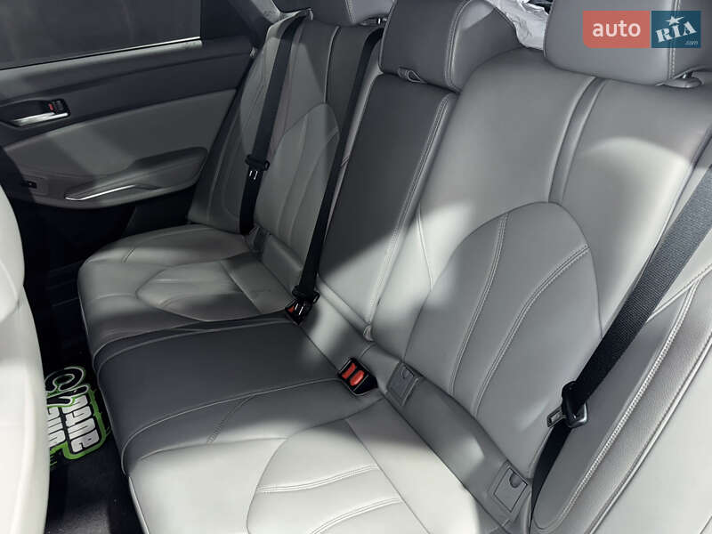 Седан Toyota Avalon 2018 в Одесі