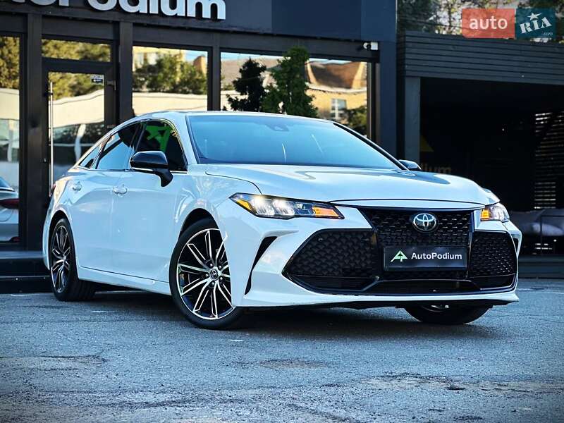 Седан Toyota Avalon 2018 в Києві фото 7 Седан Toyota Avalon 2018 в Києві