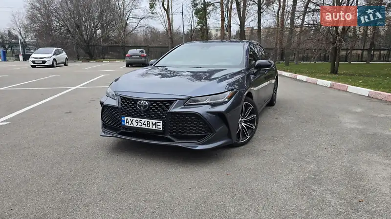 Toyota Avalon 2019