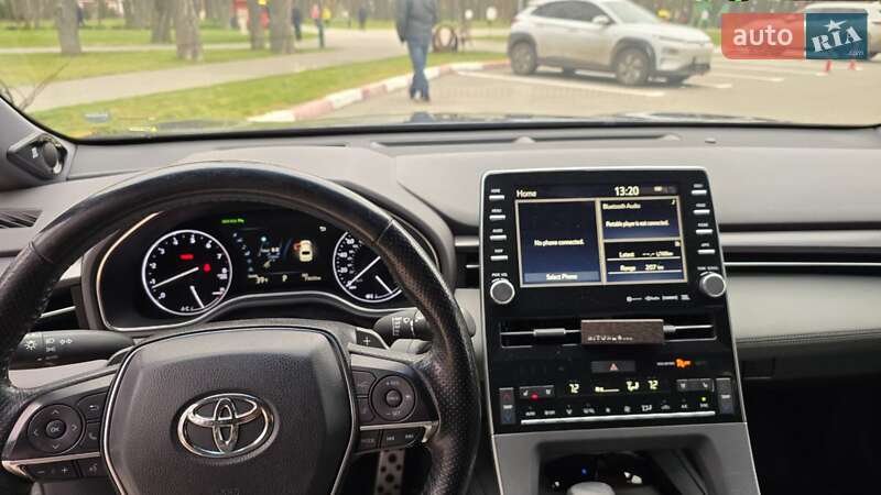 Седан Toyota Avalon 2019 в Харкові