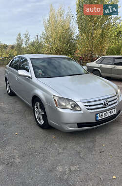 Седан Toyota Avalon 2005 в Києві