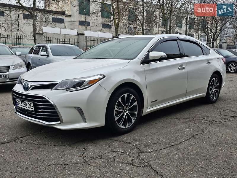 Седан Toyota Avalon 2017 в Одесі