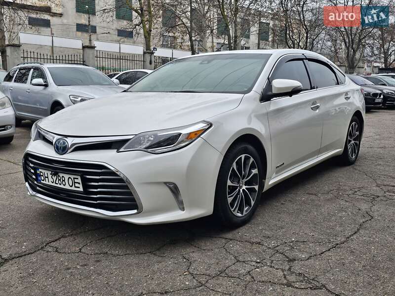 Седан Toyota Avalon 2017 в Одесі