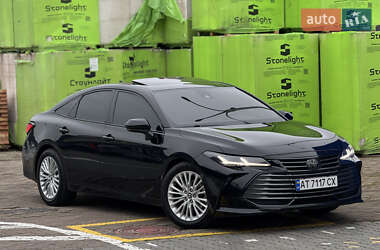 Седан Toyota Avalon 2018 в Ивано-Франковске