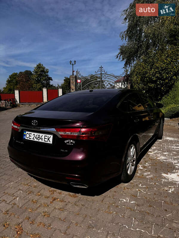 Седан Toyota Avalon 2015 в Ужгороде
