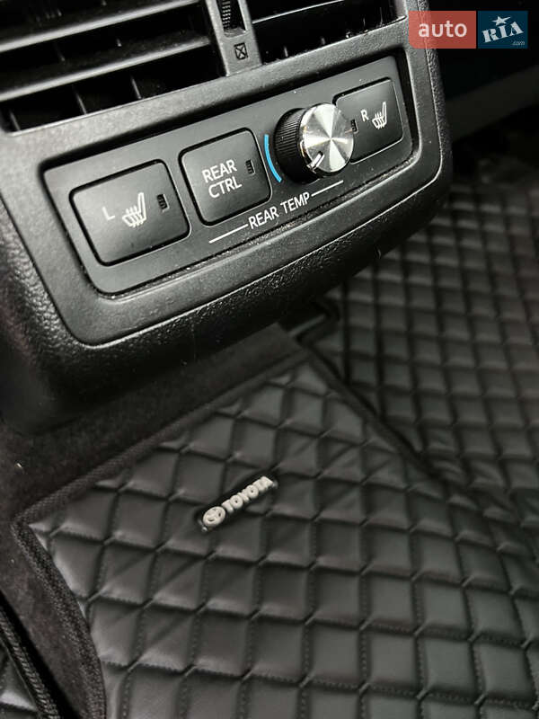 Седан Toyota Avalon 2015 в Житомире фото 18 Седан Toyota Avalon 2015 в Житомире