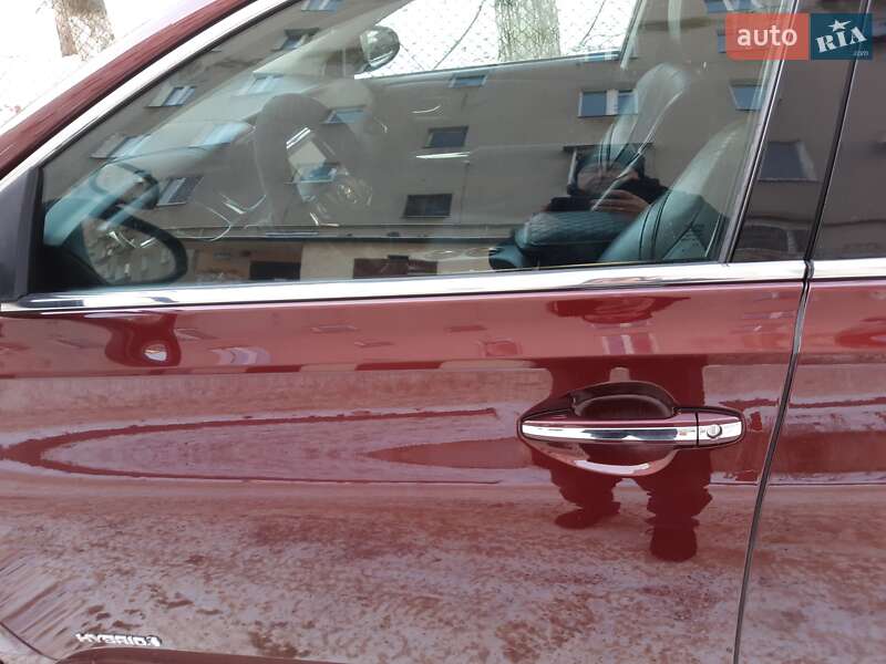 Седан Toyota Avalon 2013 в Киеве