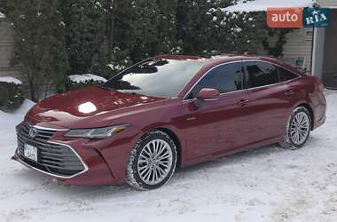 Седан Toyota Avalon 2020 в Киеве