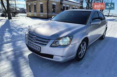 Седан Toyota Avalon 2005 в Миргороді