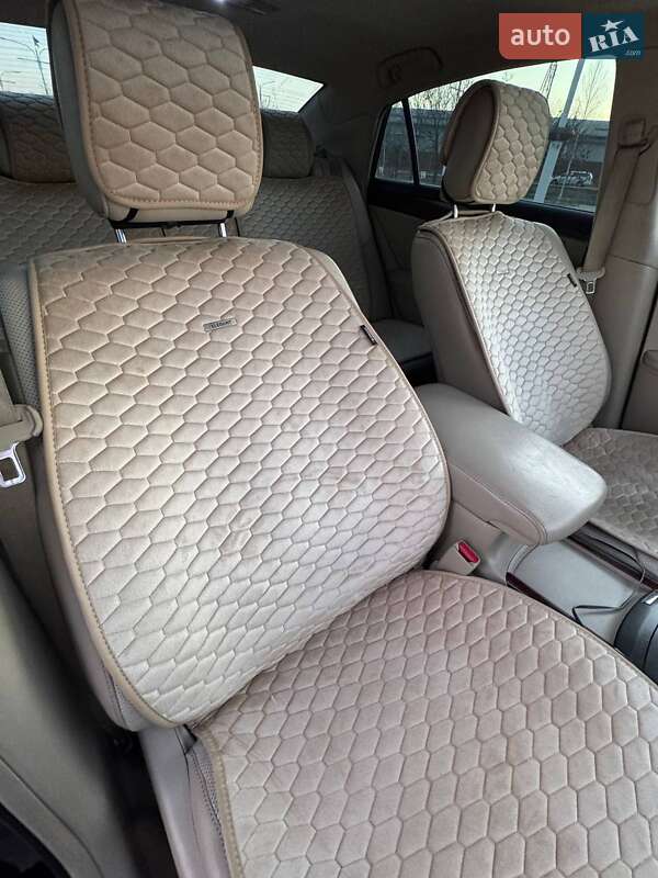 Седан Toyota Avalon 2011 в Измаиле фото 33 Седан Toyota Avalon 2011 в Измаиле