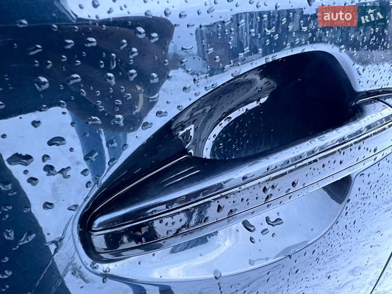 Седан Toyota Avalon 2016 в Киеве