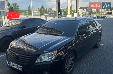Седан Toyota Avalon 2008 в Киеве