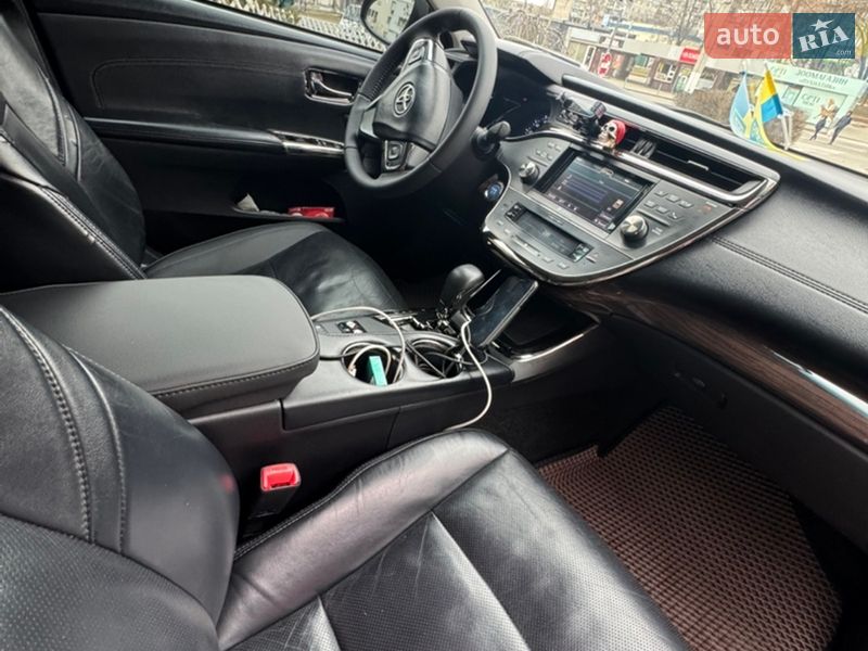 Седан Toyota Avalon 2014 в Харькове