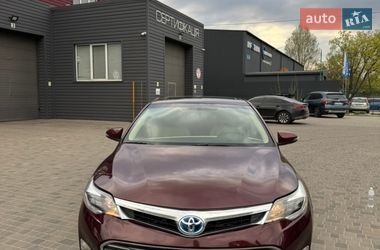 Седан Toyota Avalon 2015 в Киеве