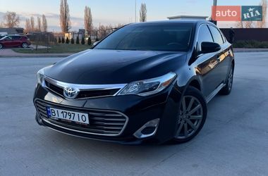 Седан Toyota Avalon 2013 в Кременчуге