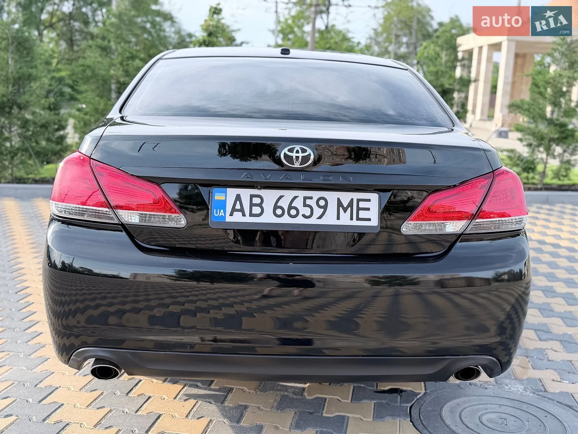 2010 Toyota Avalon - мініатюра 16