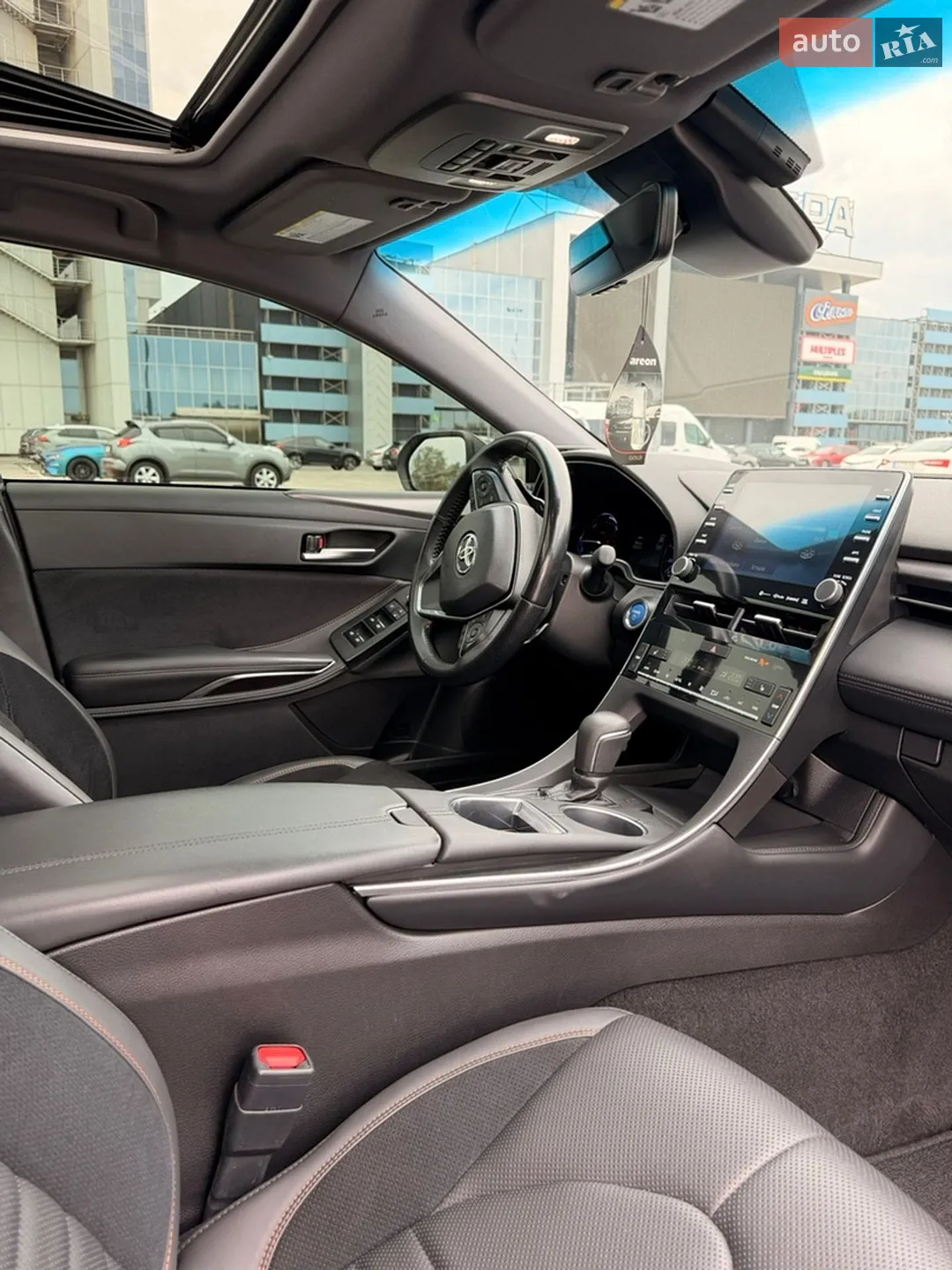 2018 Toyota Avalon - мініатюра 11