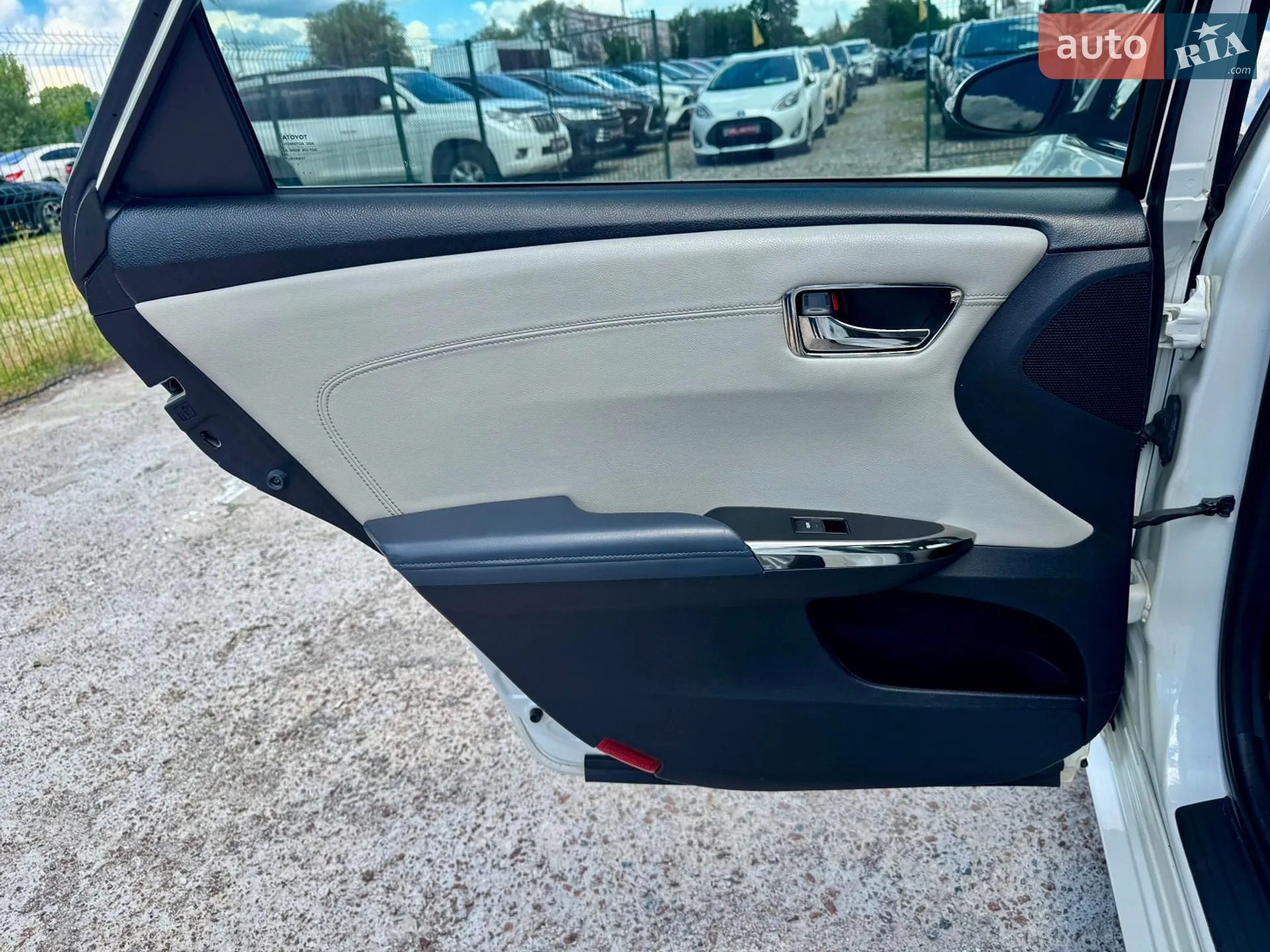 2013 Toyota Avalon - мініатюра 36