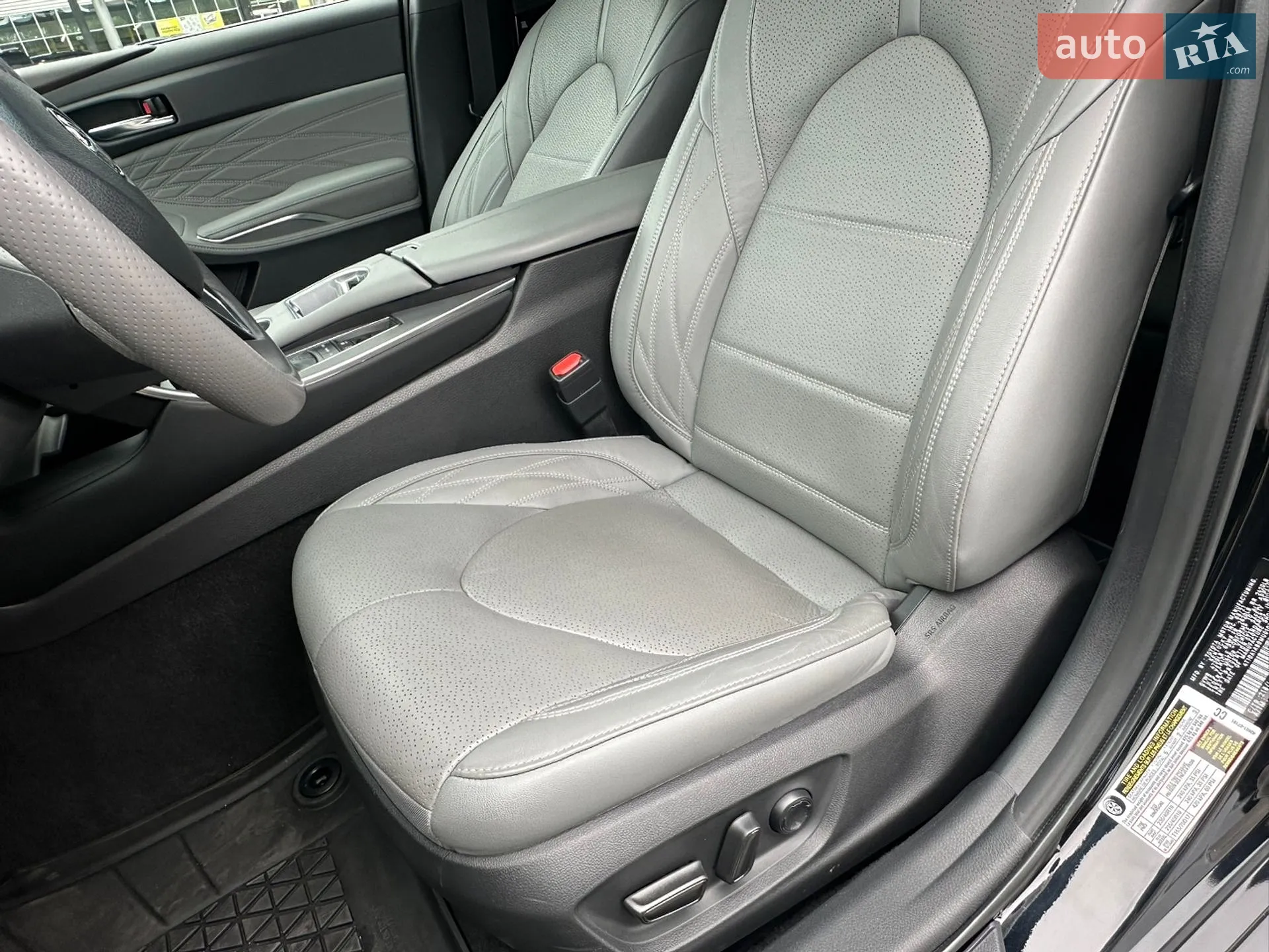2021 Toyota Avalon - мініатюра 13