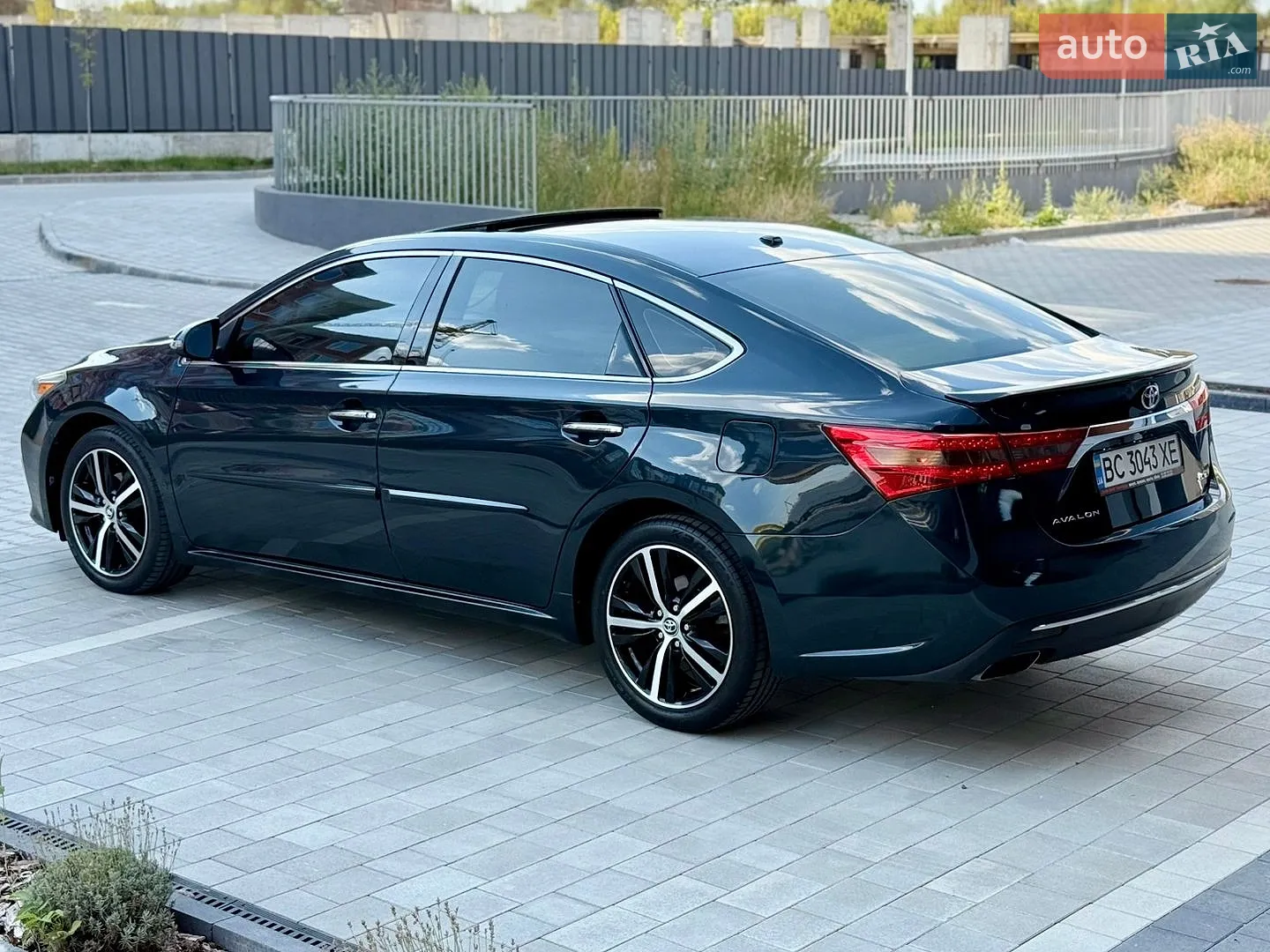 2016 Toyota Avalon - мініатюра 18