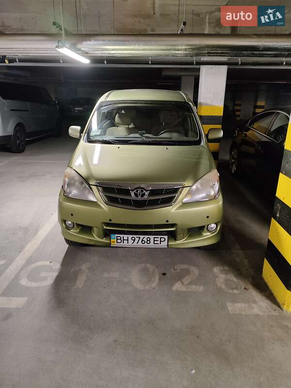 Мінівен Toyota Avanza 2006 в Одесі фото 9 Мінівен Toyota Avanza 2006 в Одесі