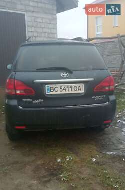 Мінівен Toyota Avensis Verso 2002 в 