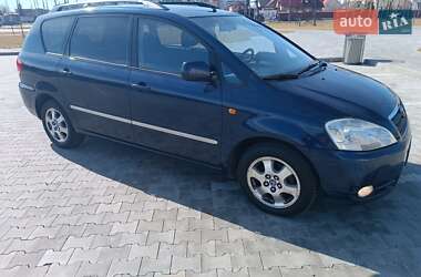 Минивэн Toyota Avensis Verso 2002 в Буче