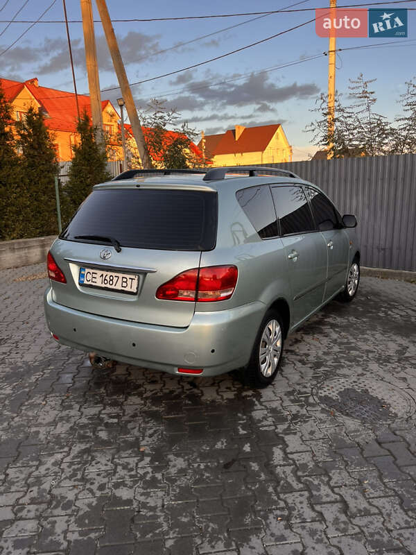 Минивэн Toyota Avensis Verso 2002 в Черновцах фото 11 Минивэн Toyota Avensis Verso 2002 в Черновцах