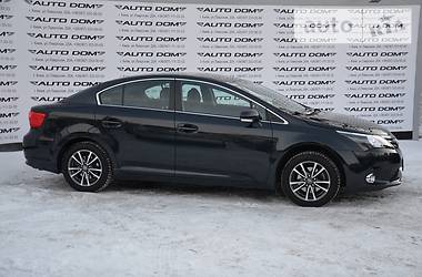 Седан Toyota Avensis 2013 в Києві