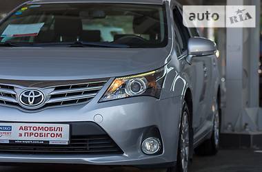 Седан Toyota Avensis 2012 в Києві