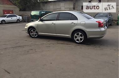 Седан Toyota Avensis 2004 в Измаиле