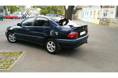 Седан Toyota Avensis 2000 в Одессе