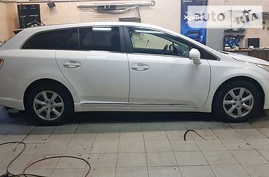 Универсал Toyota Avensis 2011 в Ровно