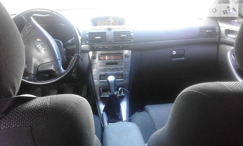 Седан Toyota Avensis 2004 в Летичеве фото 11 Седан Toyota Avensis 2004 в Летичеве