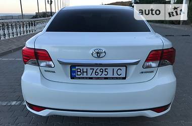 Седан Toyota Avensis 2014 в Одессе