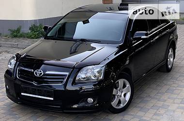 Седан Toyota Avensis 2008 в Одессе