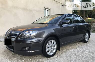 Седан Toyota Avensis 2008 в Тернополе