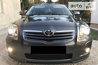 Седан Toyota Avensis 2008 в Тернополе