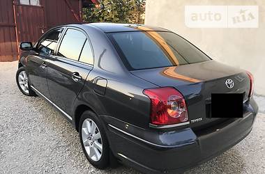 Седан Toyota Avensis 2008 в Тернополе