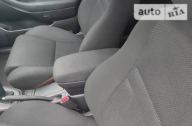 Універсал Toyota Avensis 2004 в 